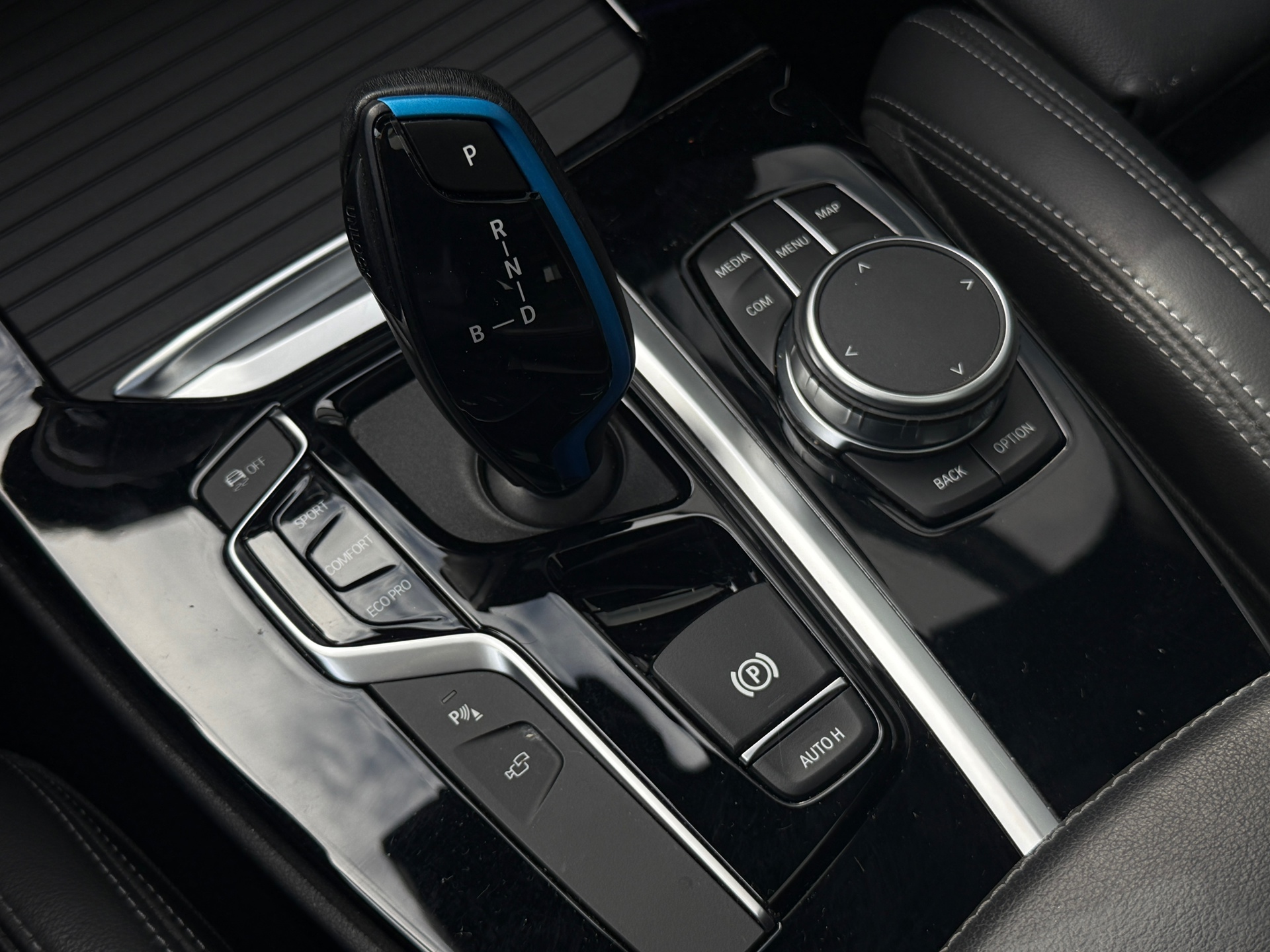 Foto van BMW Ix3
