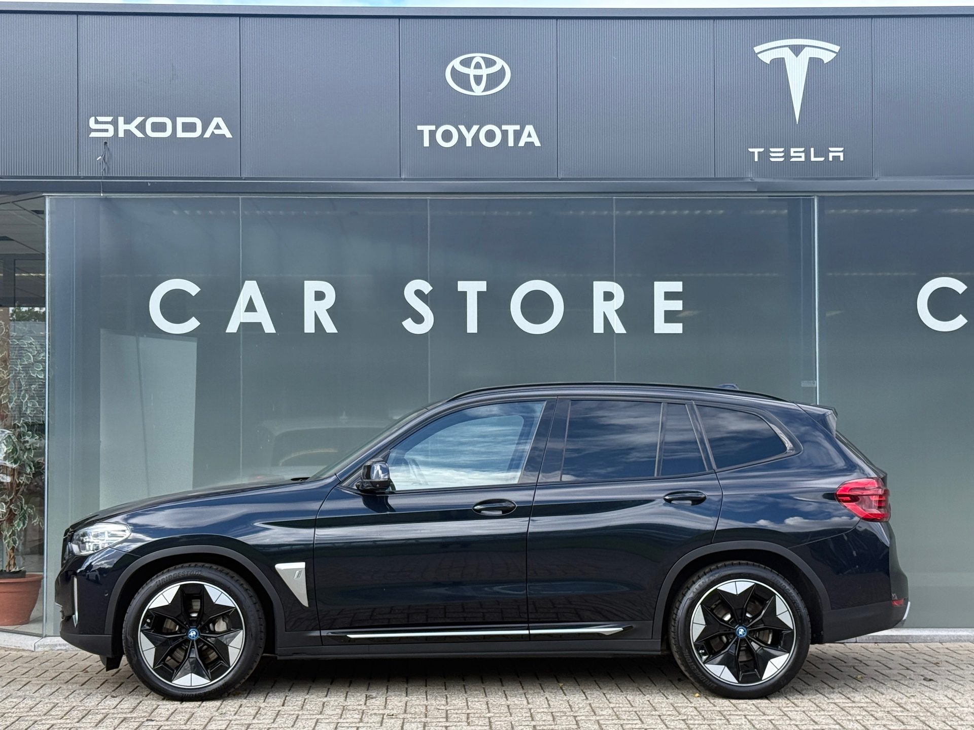 Foto van BMW Ix3