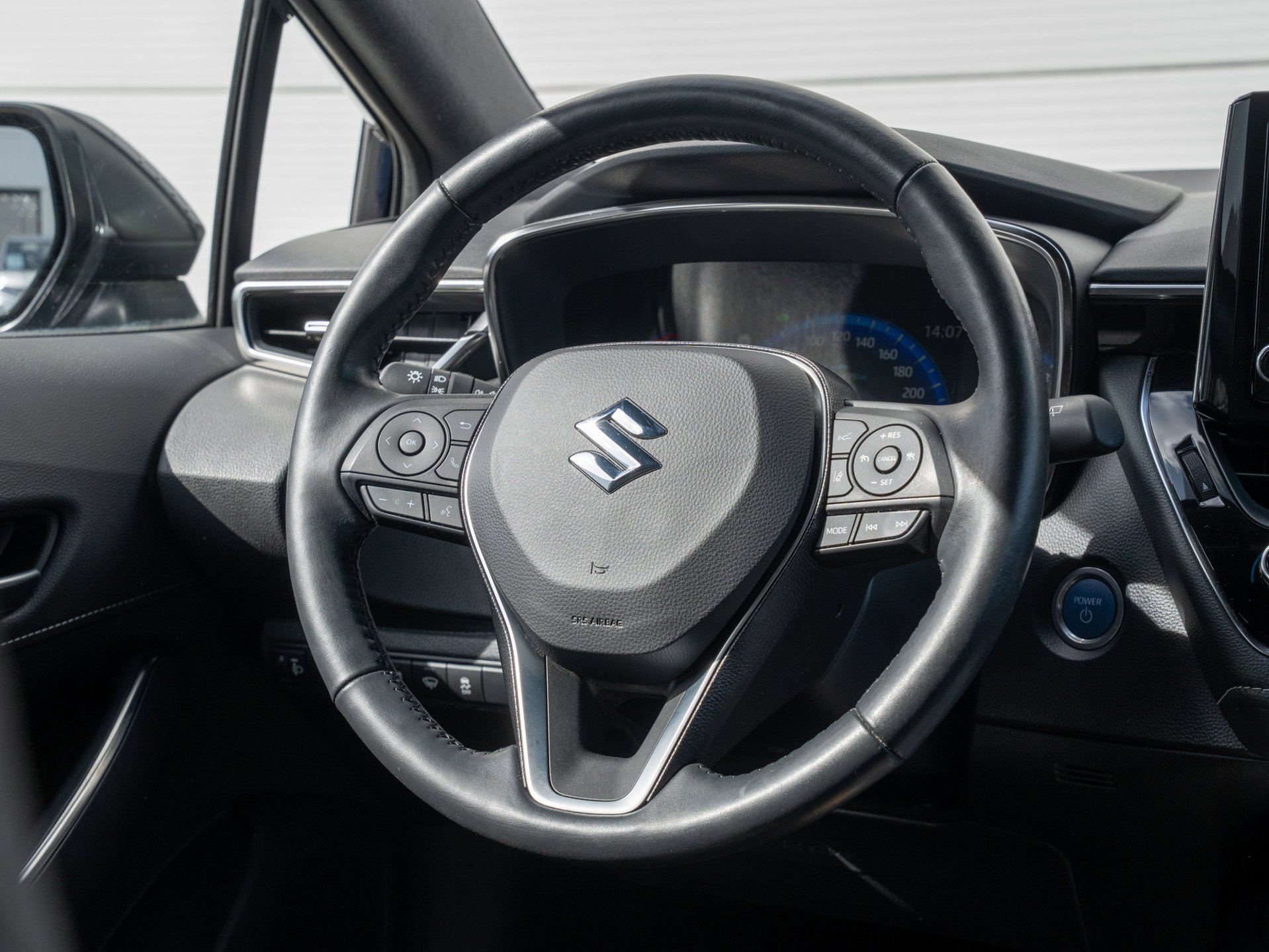 Foto van Suzuki Suzuki Swace