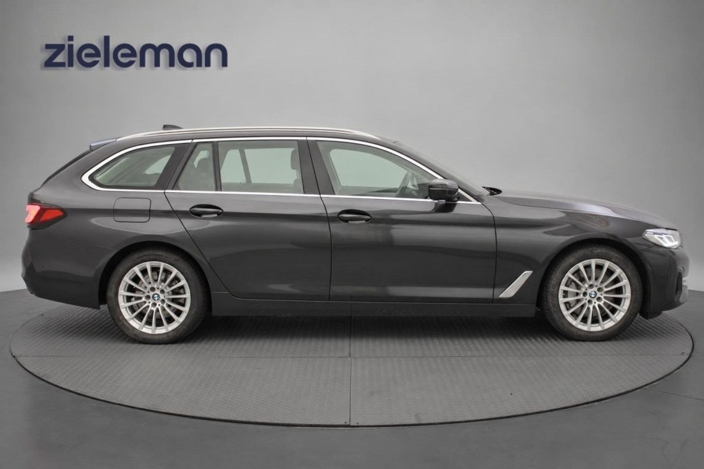 Foto van BMW 530e xDrive