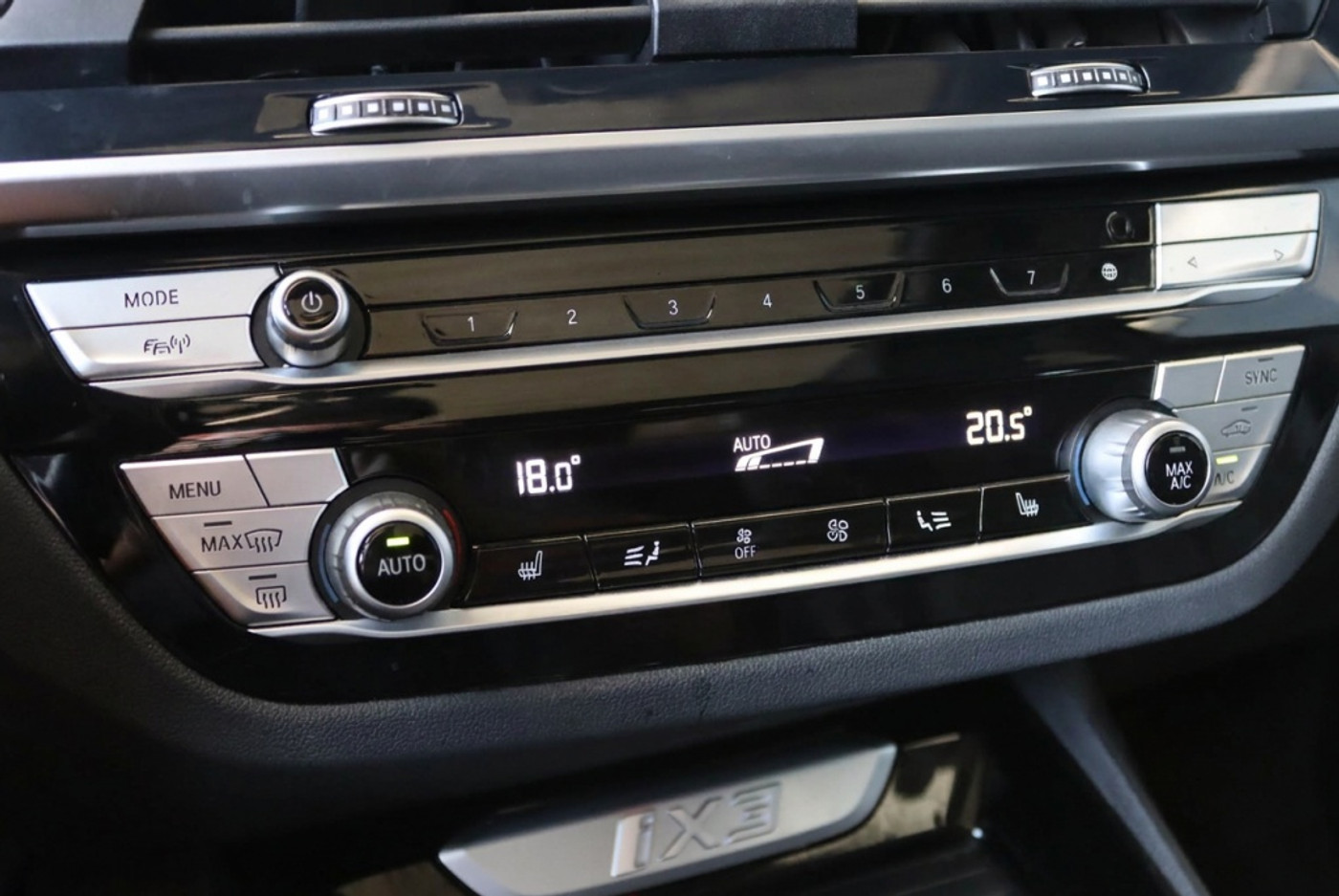 Foto van BMW Ix3