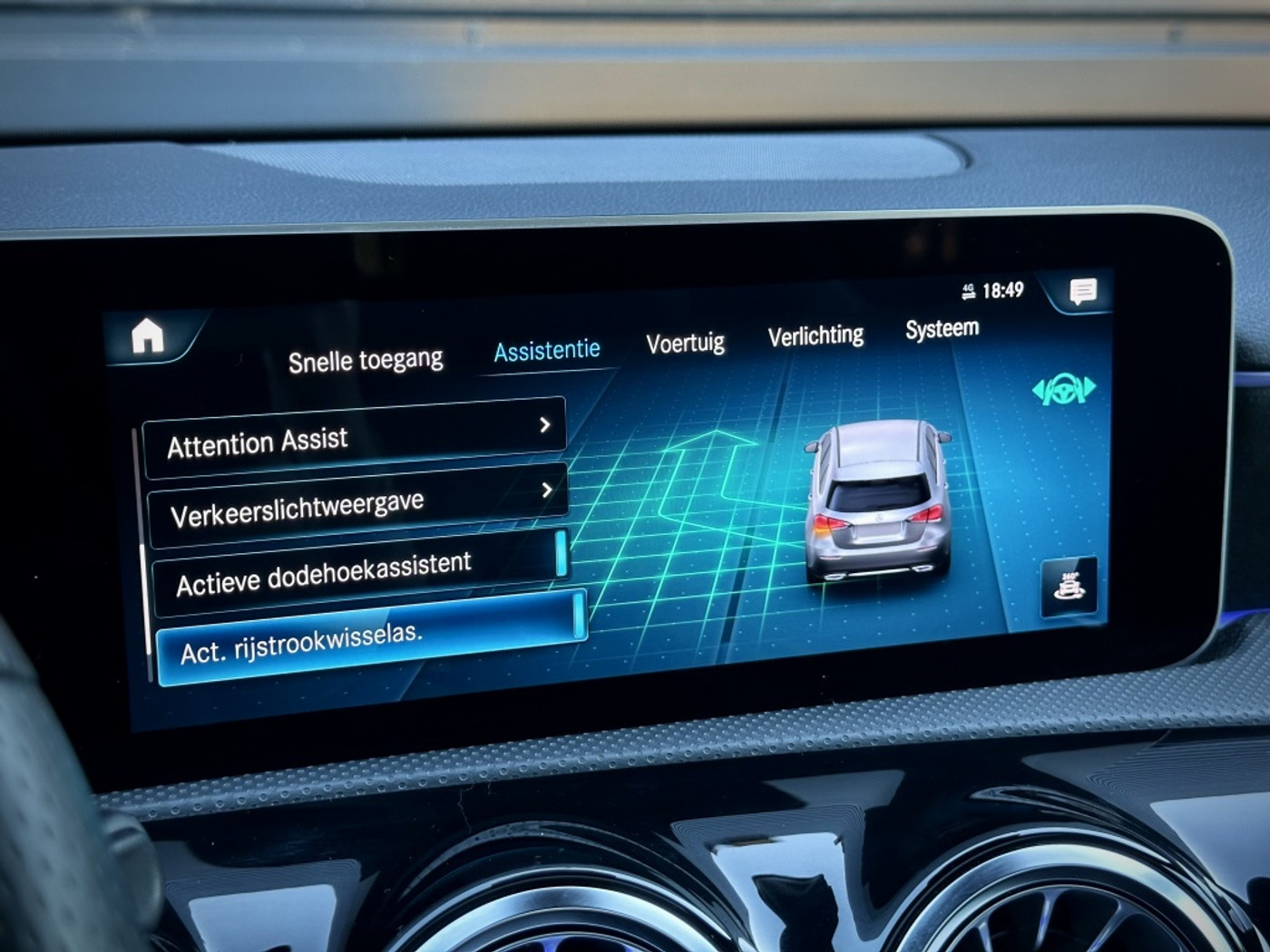Foto van Mercedes-Benz A 250