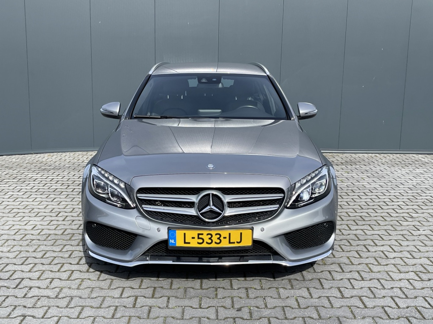 Foto van Mercedes-Benz C 200