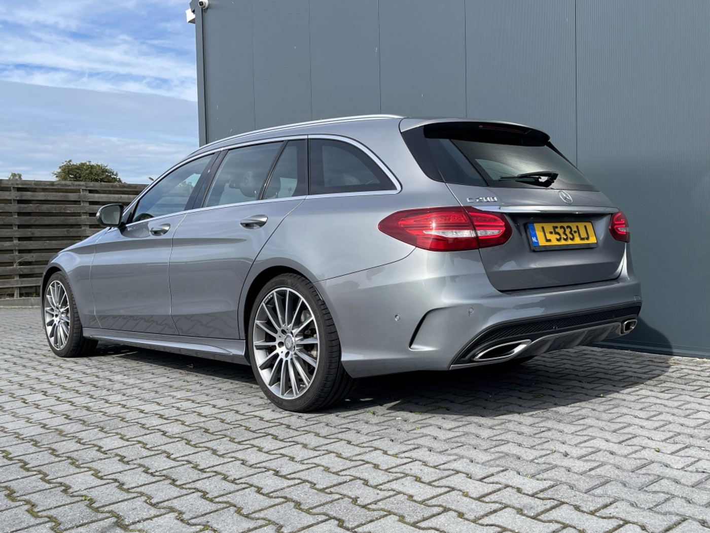 Foto van Mercedes-Benz C 200