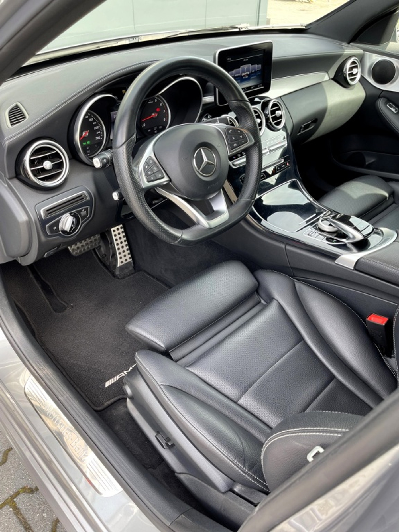 Foto van Mercedes-Benz C 200