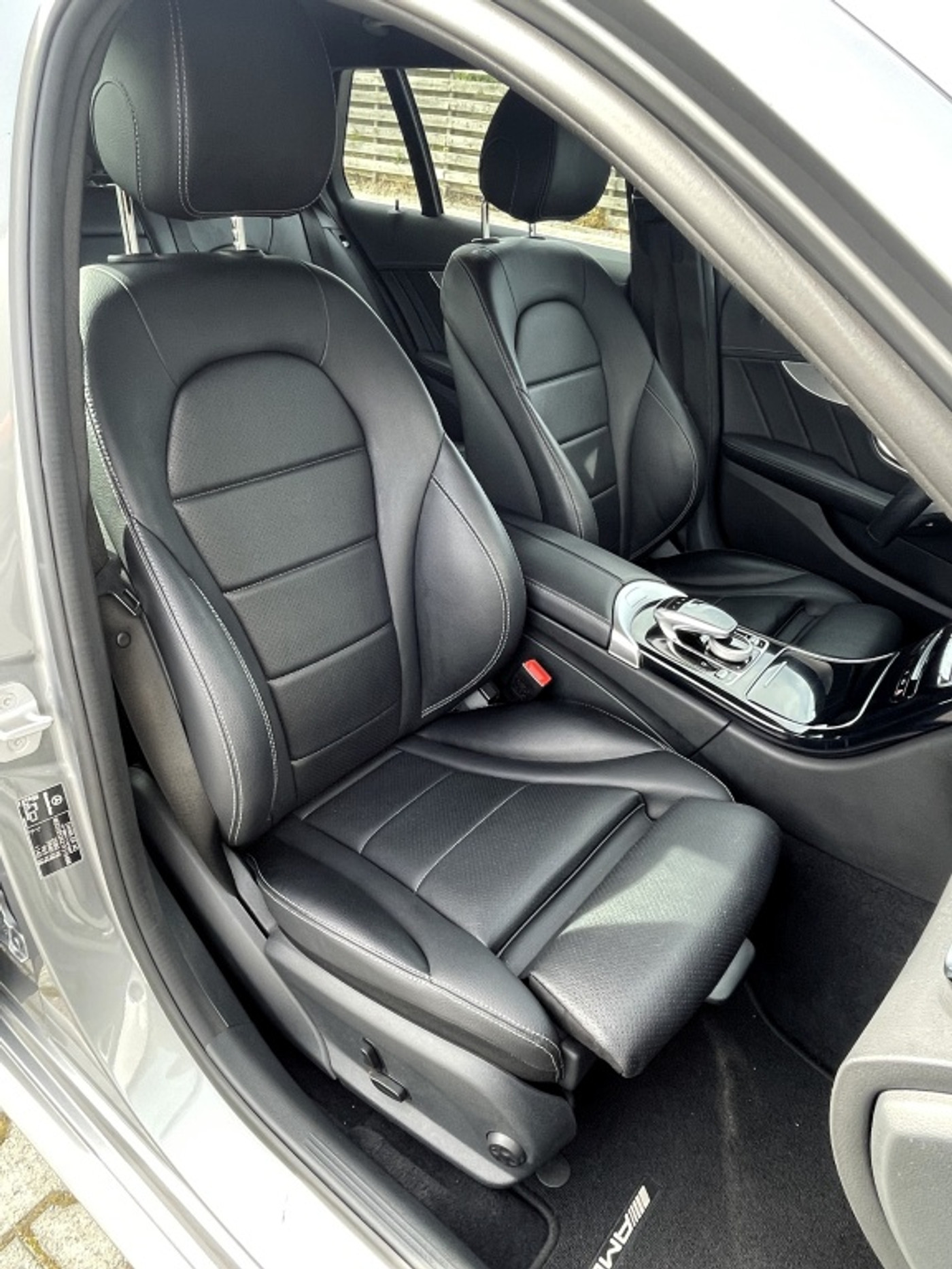 Foto van Mercedes-Benz C 200