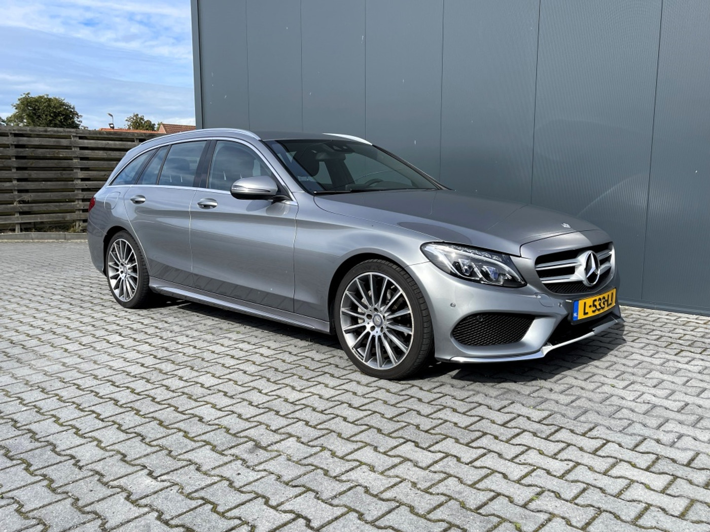 Foto van Mercedes-Benz C 200