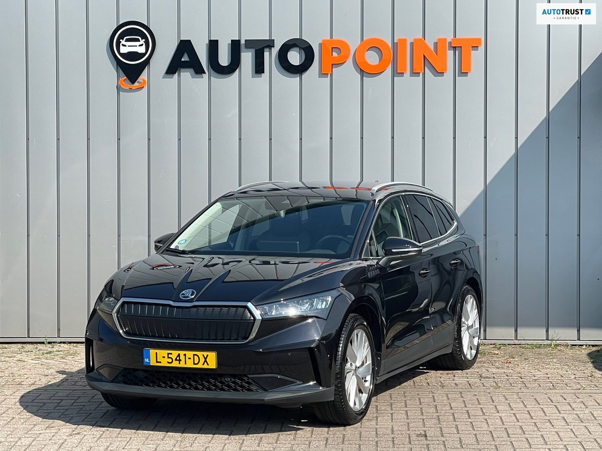 Skoda Enyaq 80 80 125kW LADEN DEALEROND FASE 3 WARMTEPOMP|SOH 90%|CAMERA|19INCH|LED|PARK ASSIST|STUURVERWARMING|STOELVERWARMING| 2021 - voorkant