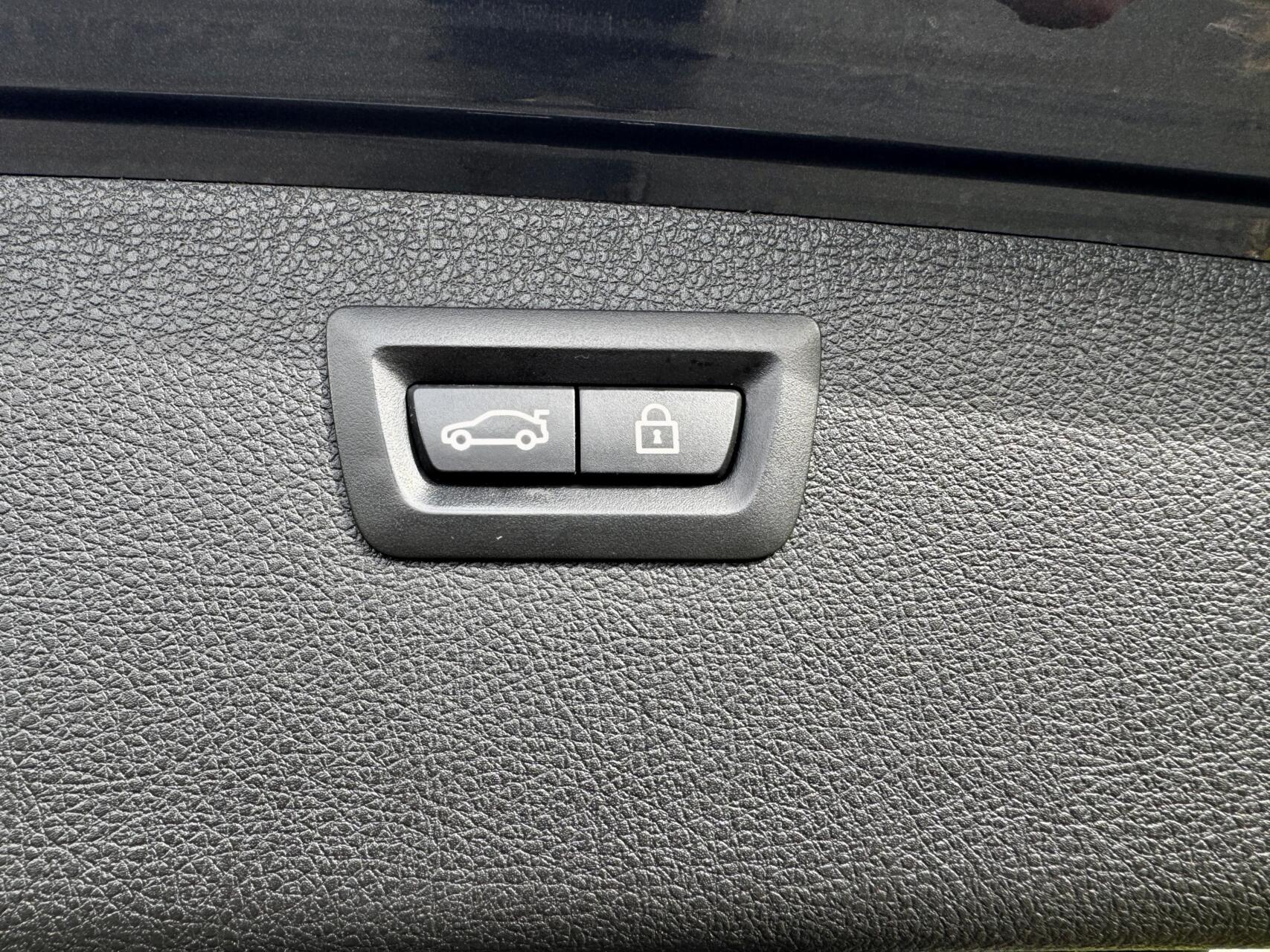 Foto van BMW 330i xDrive