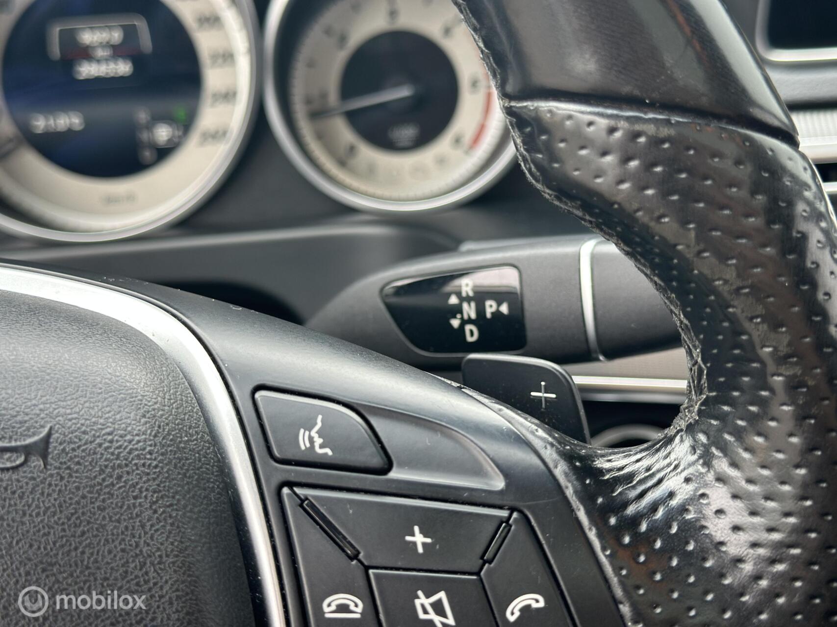Foto van Mercedes-Benz E 200 Bluetec