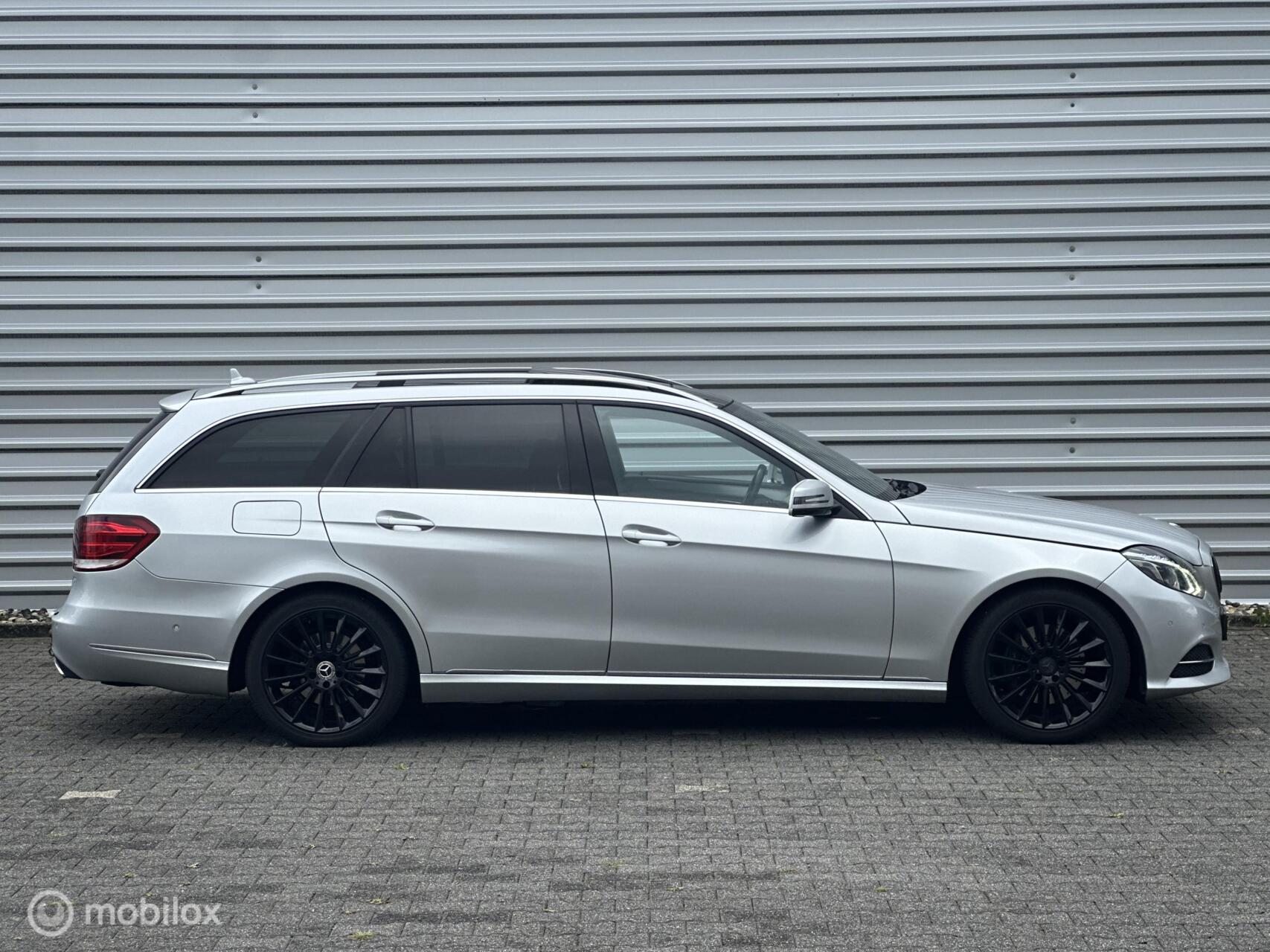Foto van Mercedes-Benz E 200 Bluetec