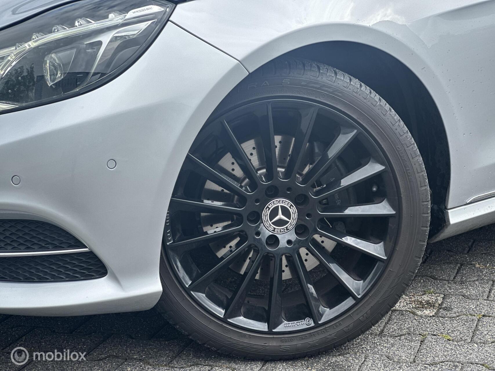 Foto van Mercedes-Benz E 200 Bluetec