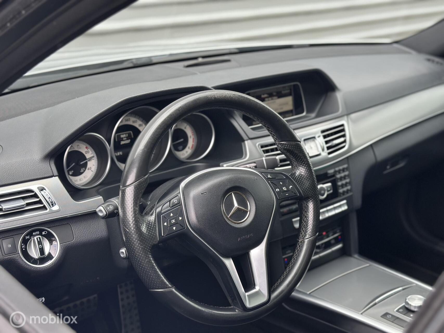 Foto van Mercedes-Benz E 200 Bluetec