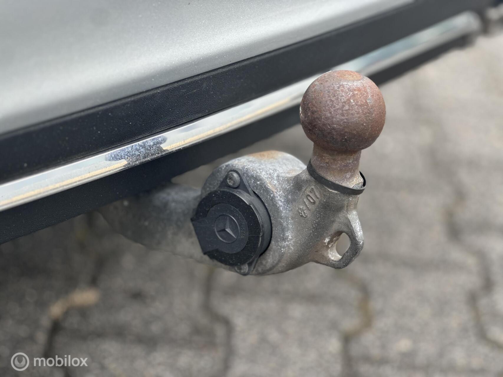Foto van Mercedes-Benz E 200 Bluetec