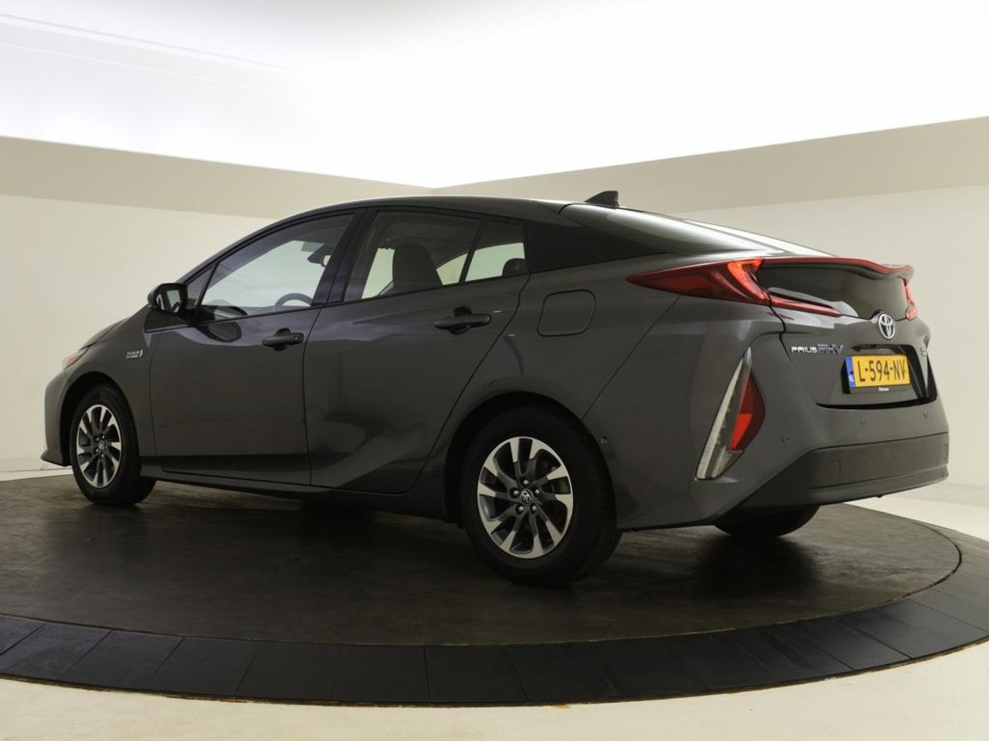 Foto van Toyota Toyota Prius PHV