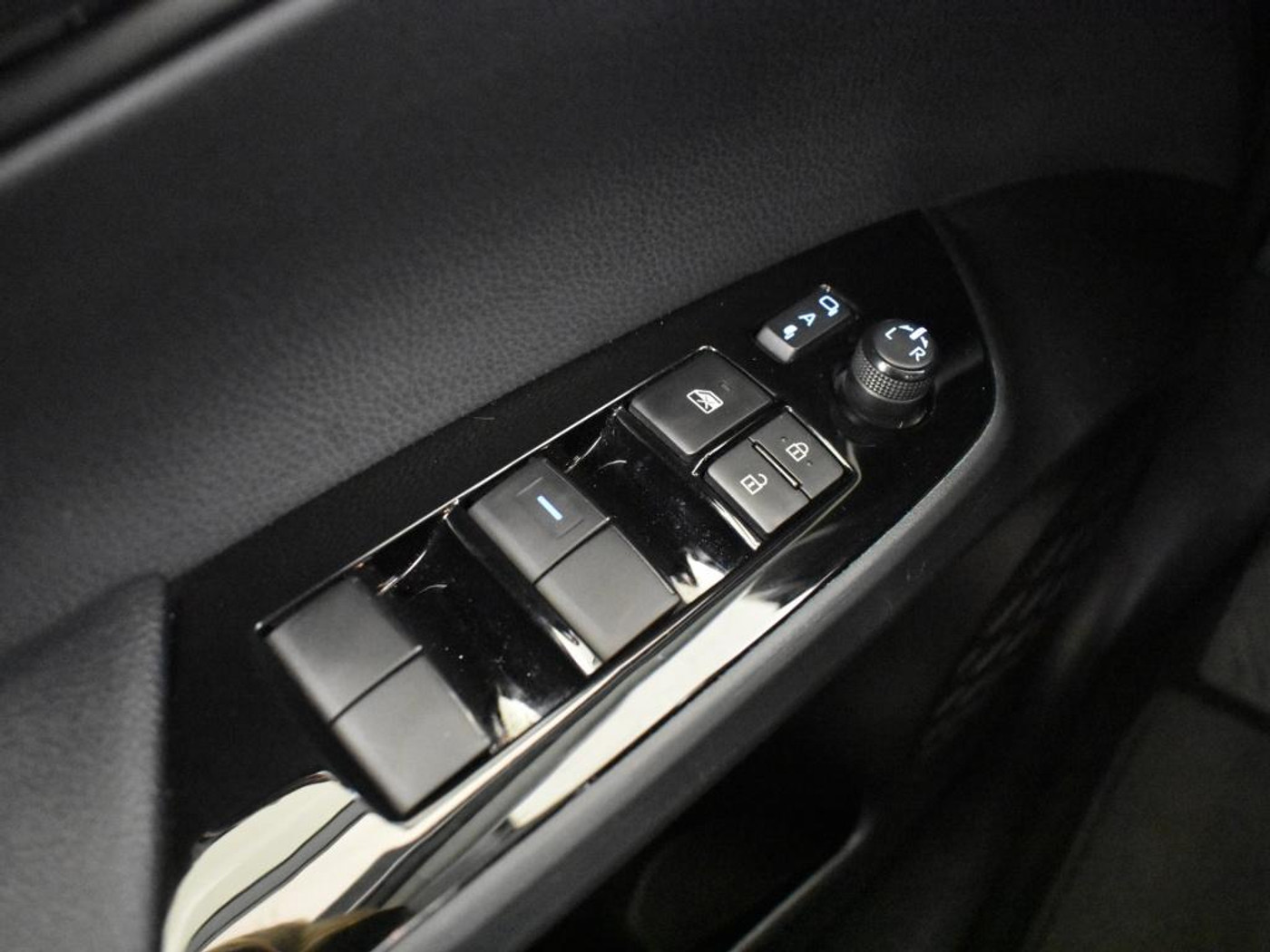 Foto van Toyota Toyota Prius PHV
