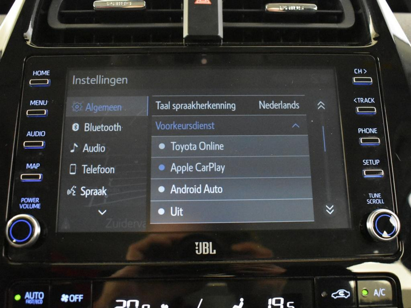 Foto van Toyota Toyota Prius PHV