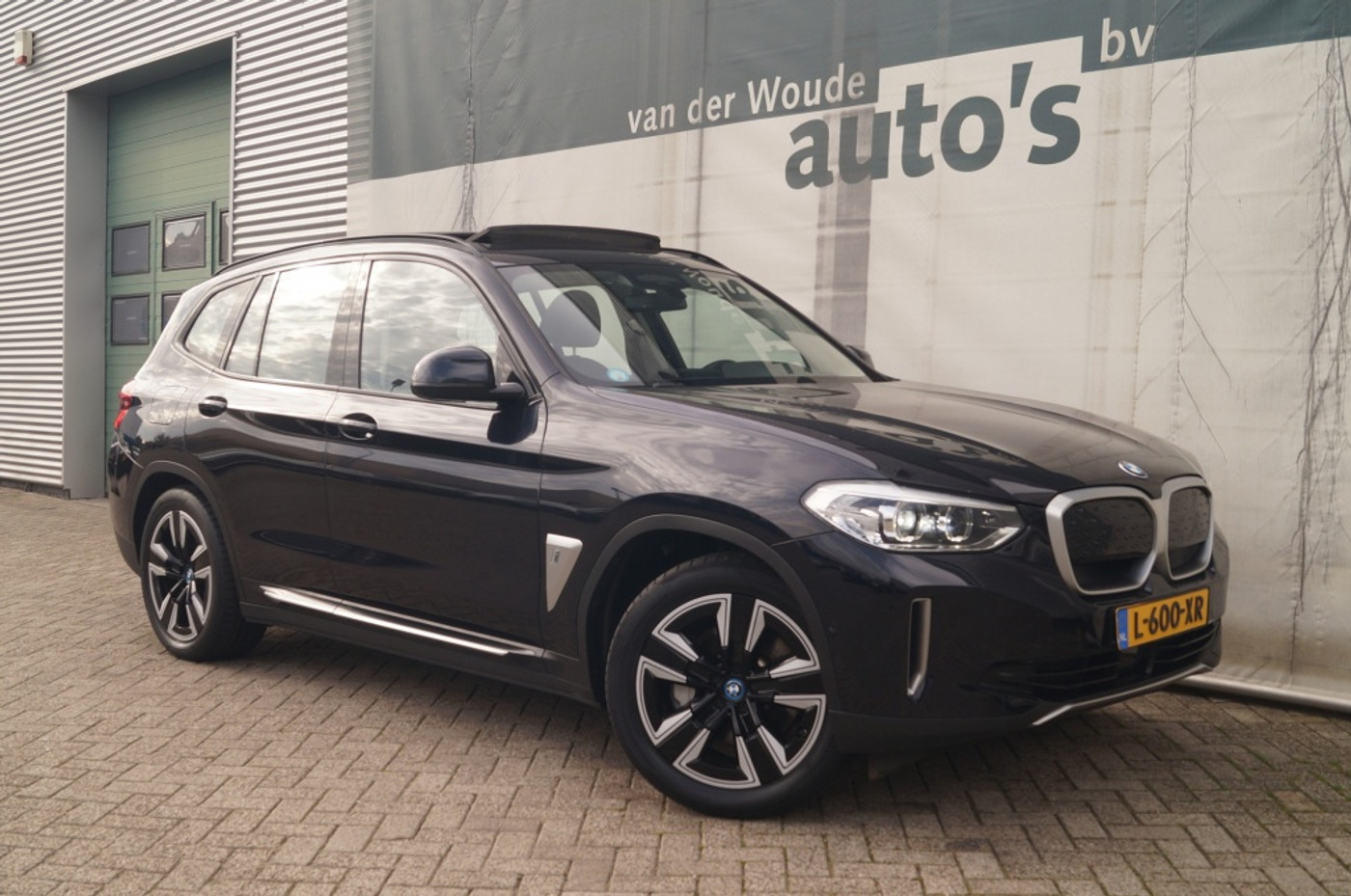 Foto van BMW Ix3