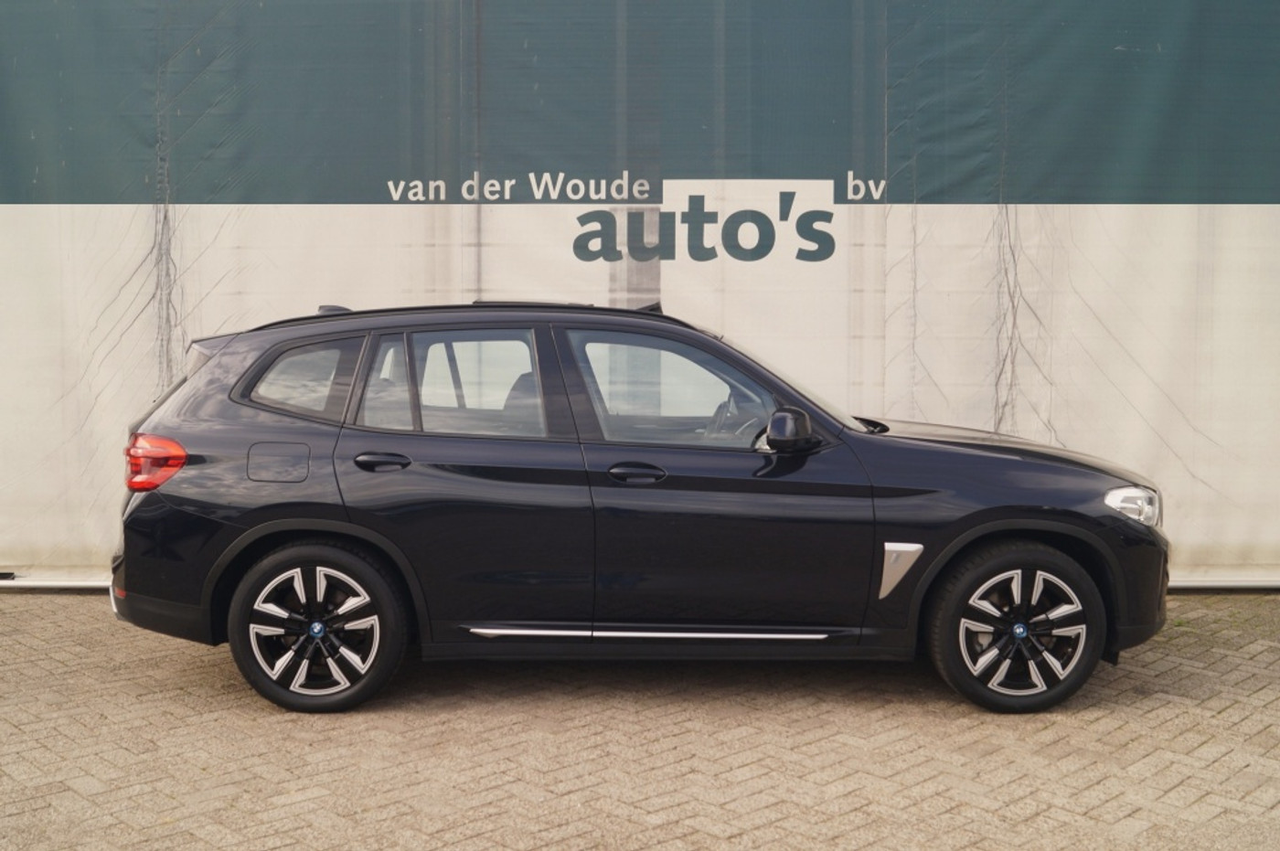 Foto van BMW Ix3
