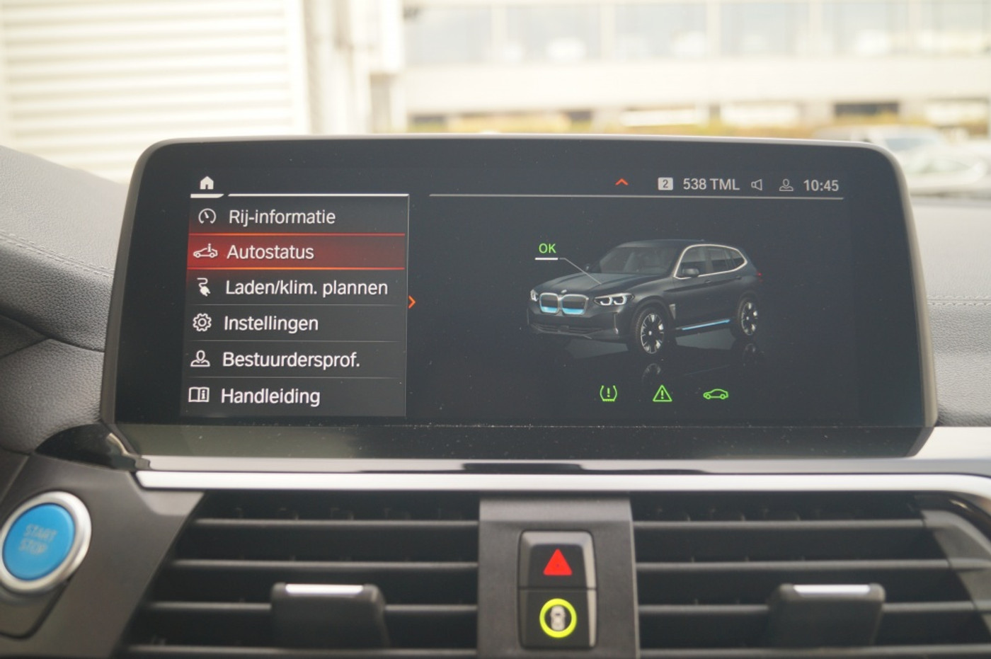 Foto van BMW Ix3