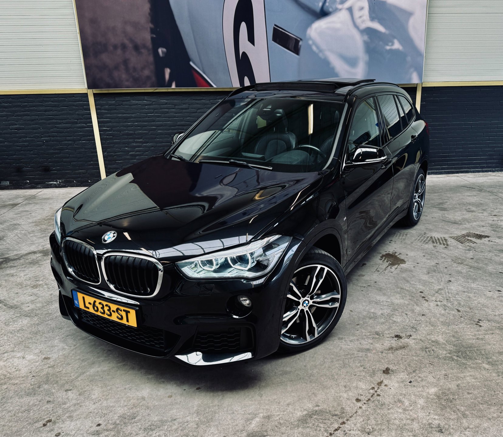 Foto van BMW X1 Xdrive25i