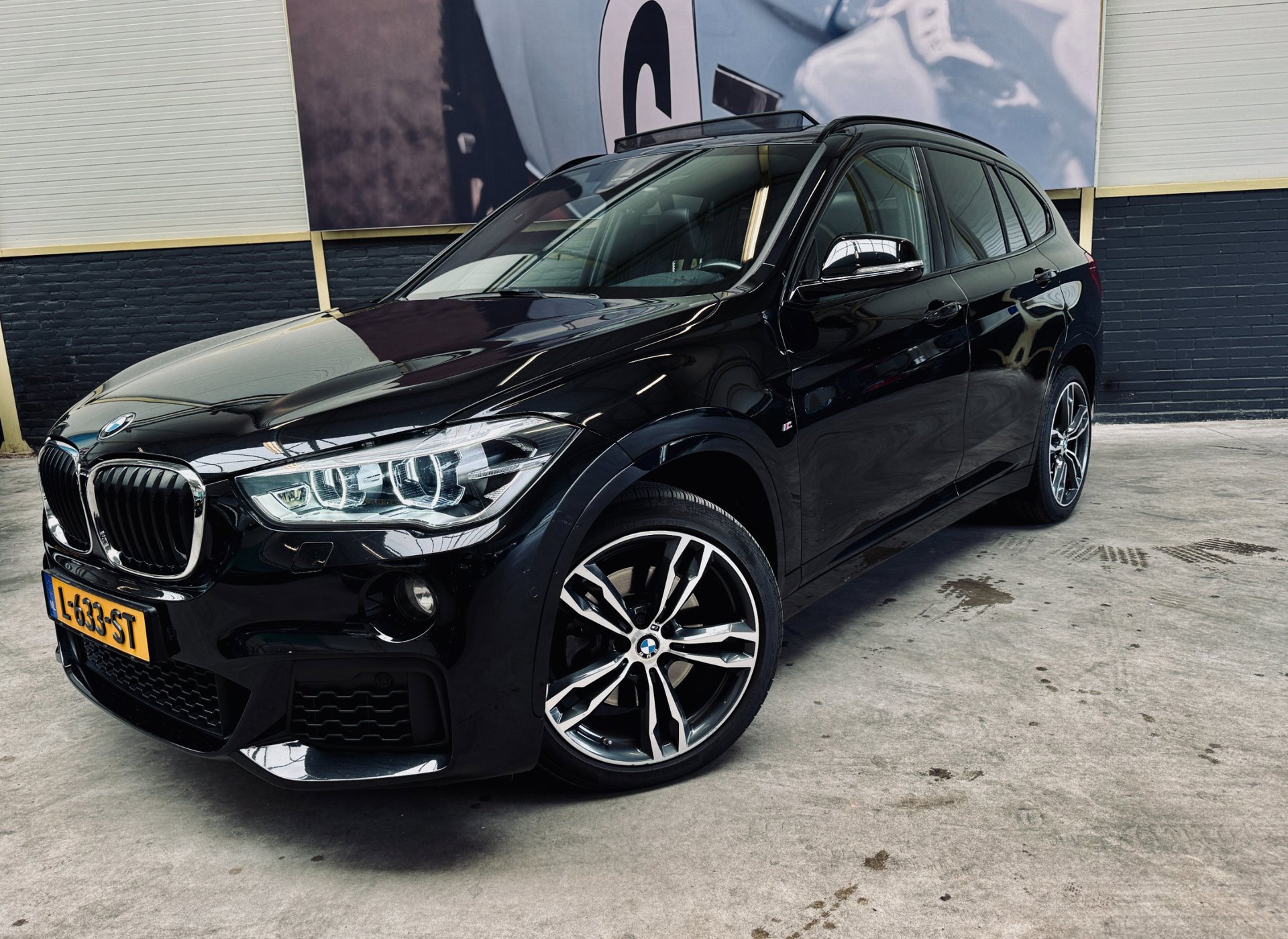 Foto van BMW X1 Xdrive25i