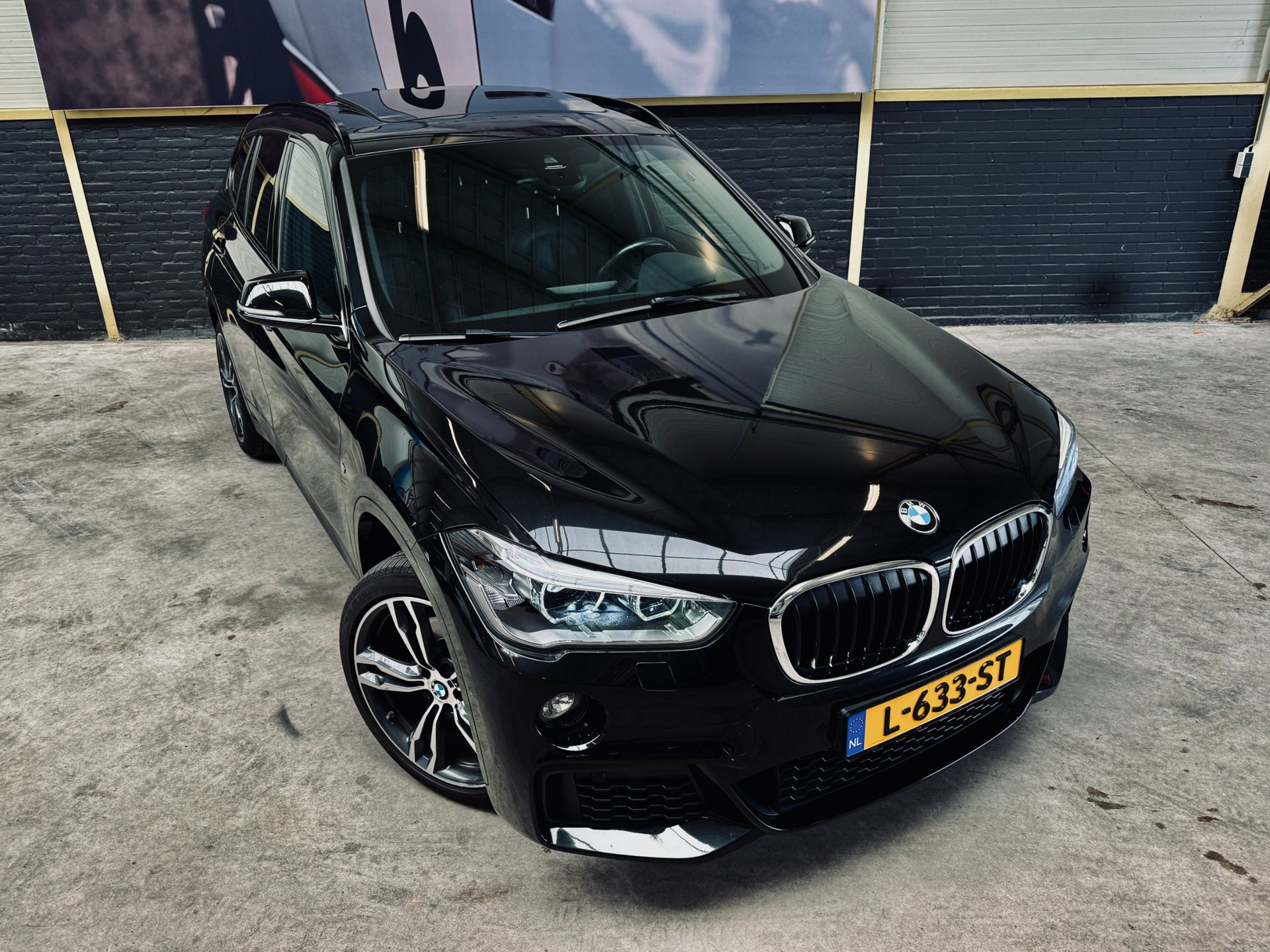 Foto van BMW X1 Xdrive25i
