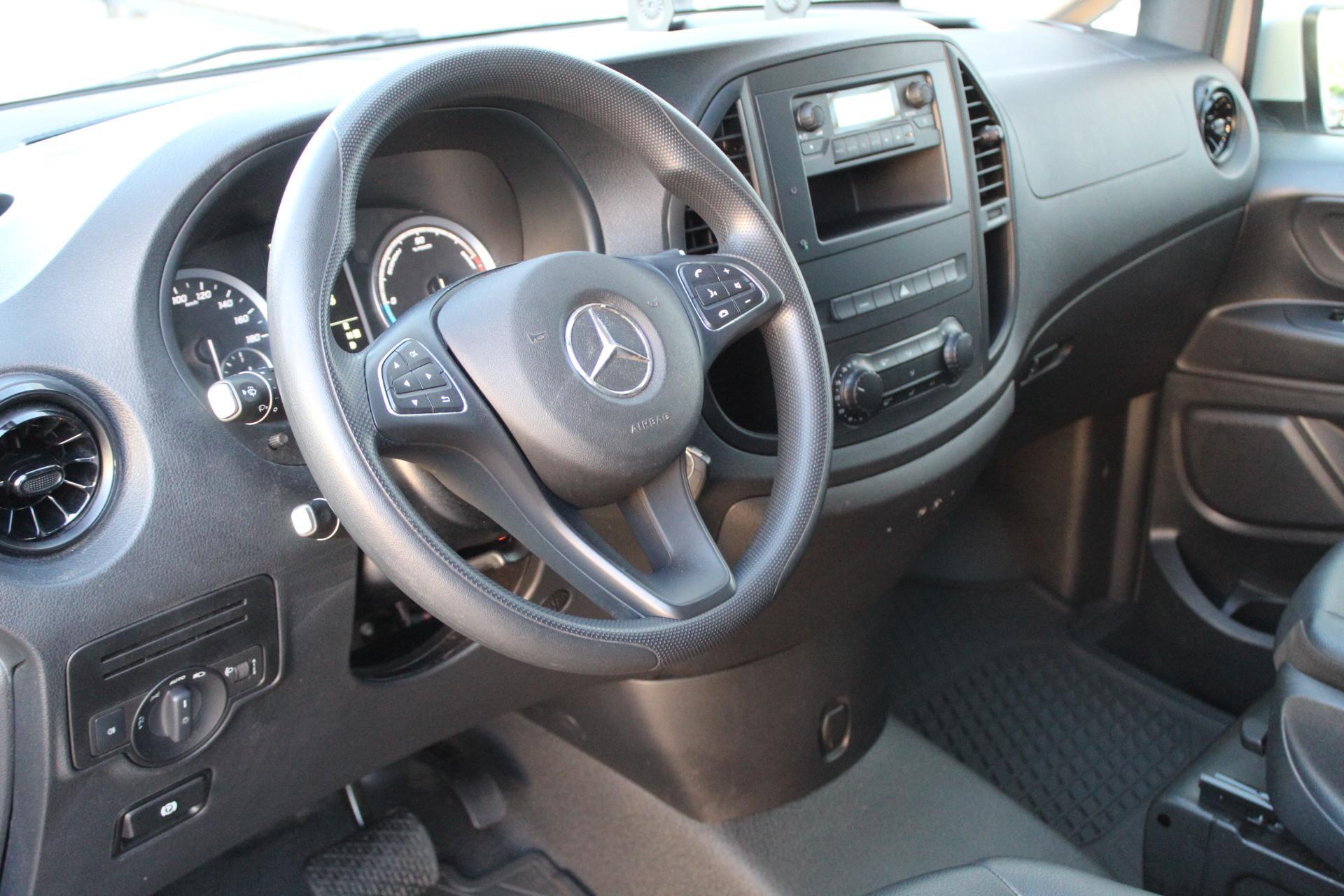 Foto van Mercedes-Benz Evito Tourer