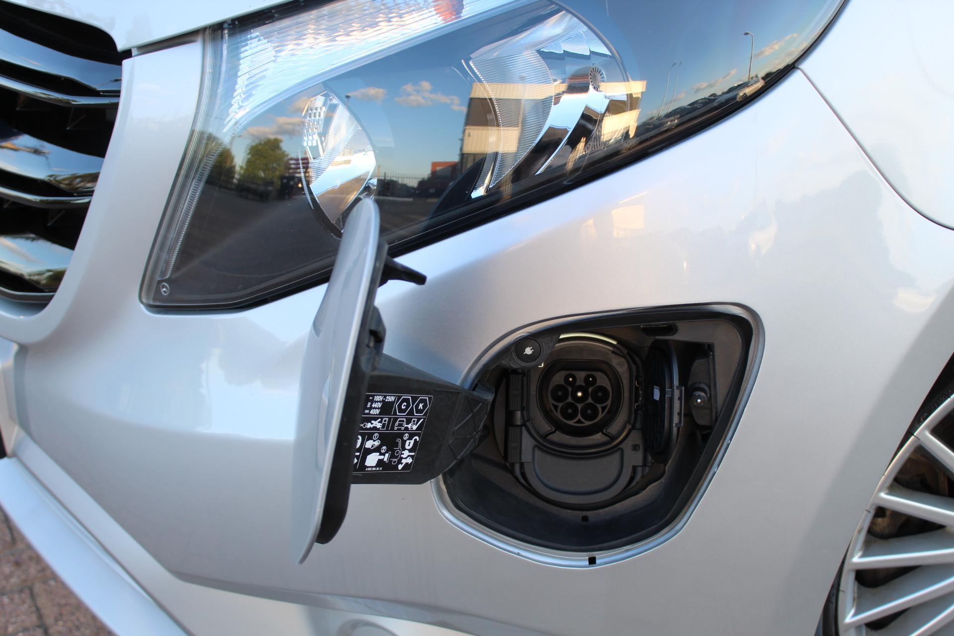 Foto van Mercedes-Benz Evito Tourer