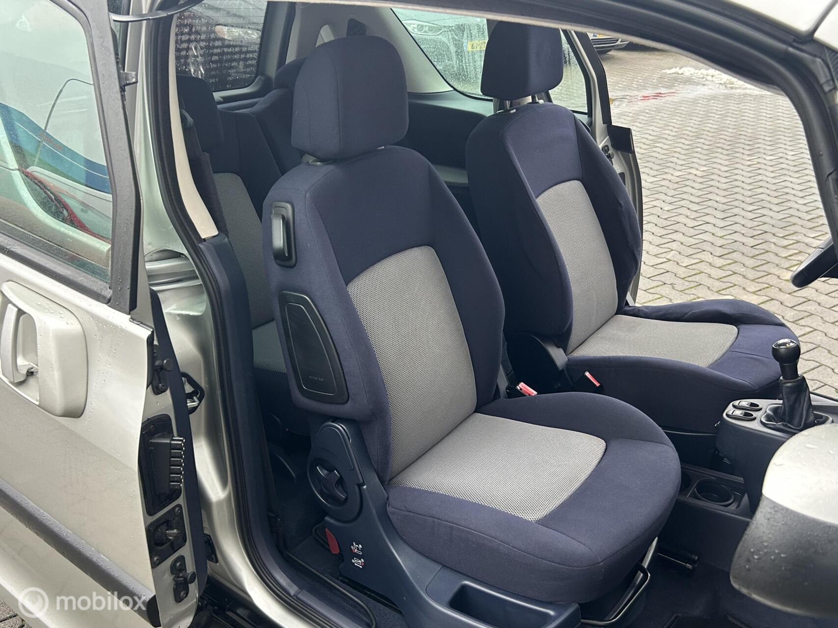 Foto van Peugeot 1007