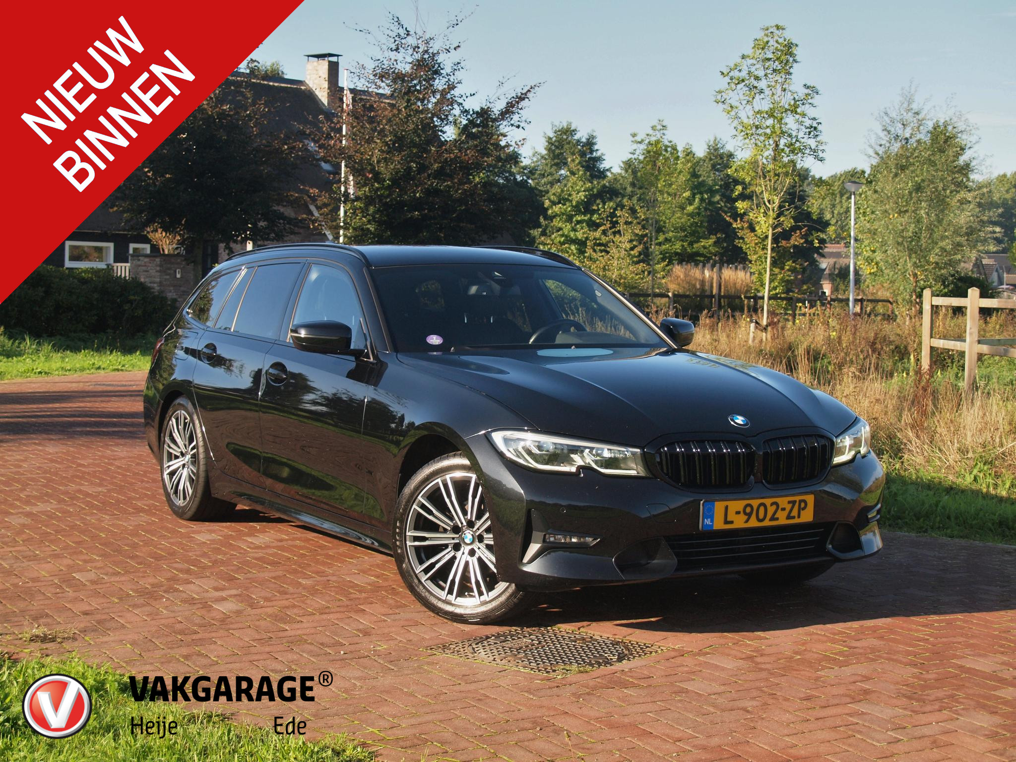 BMW 318i 318i Business Edition Plus 2021 - voorkant