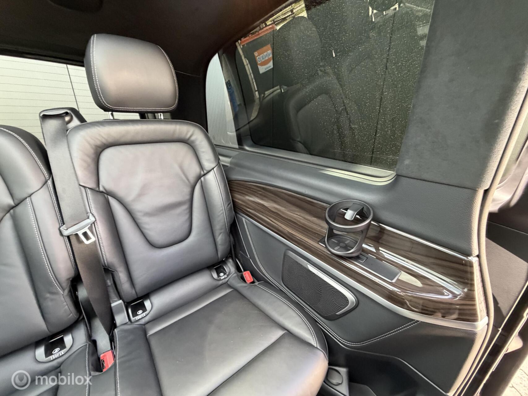 Foto van Mercedes-Benz V-klasse