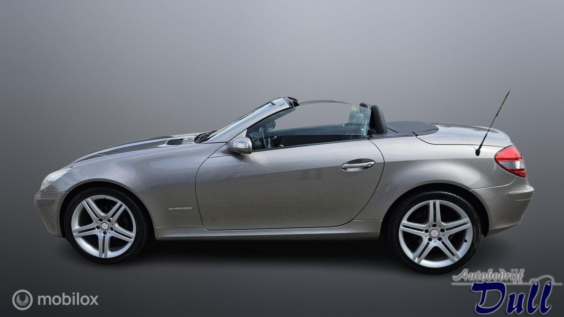 Foto van Mercedes-Benz SLK 200 Kompressor