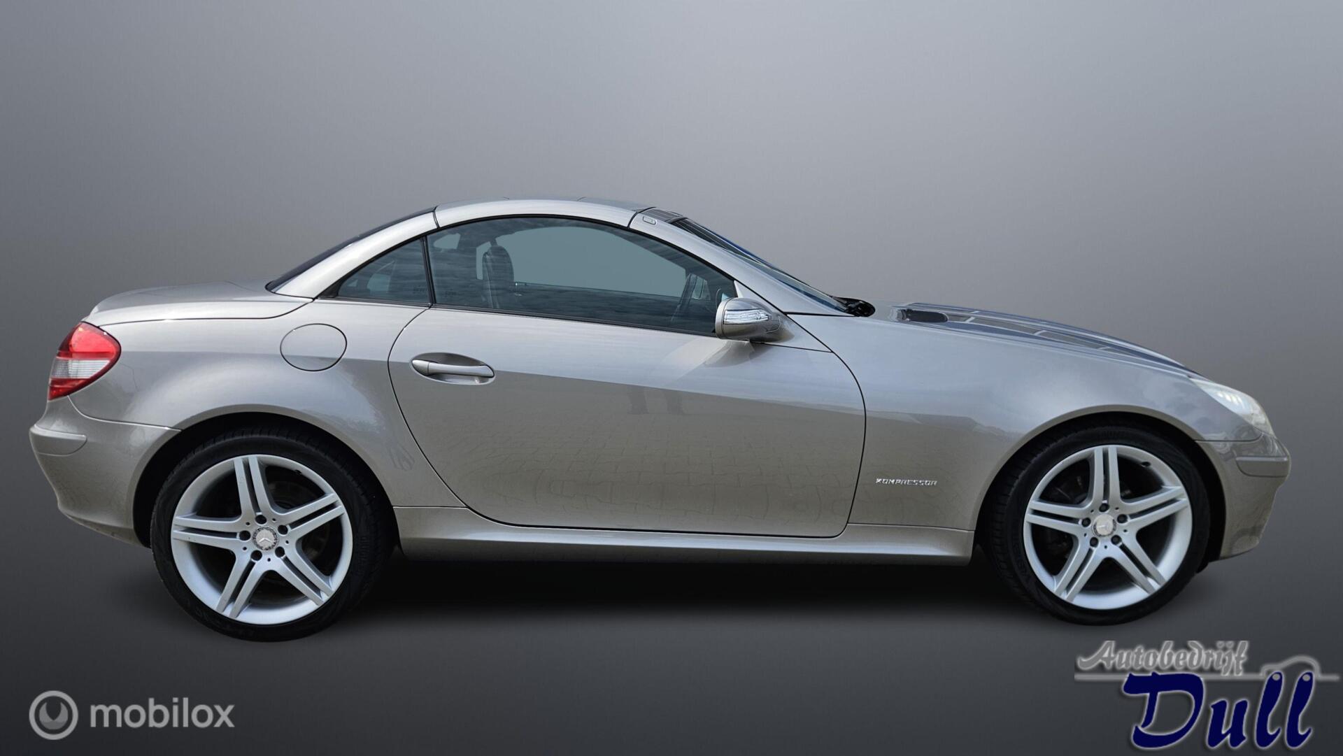 Foto van Mercedes-Benz SLK 200 Kompressor