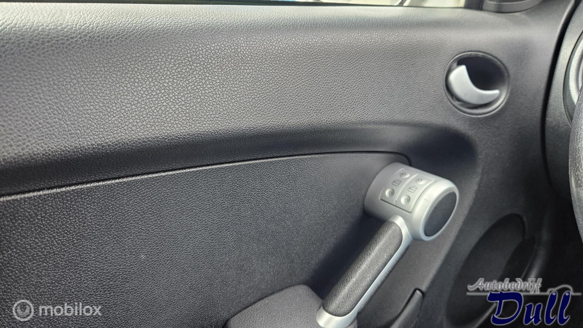 Foto van Mercedes-Benz SLK 200 Kompressor