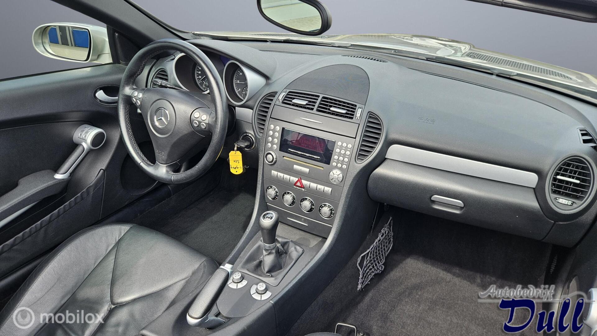 Foto van Mercedes-Benz SLK 200 Kompressor