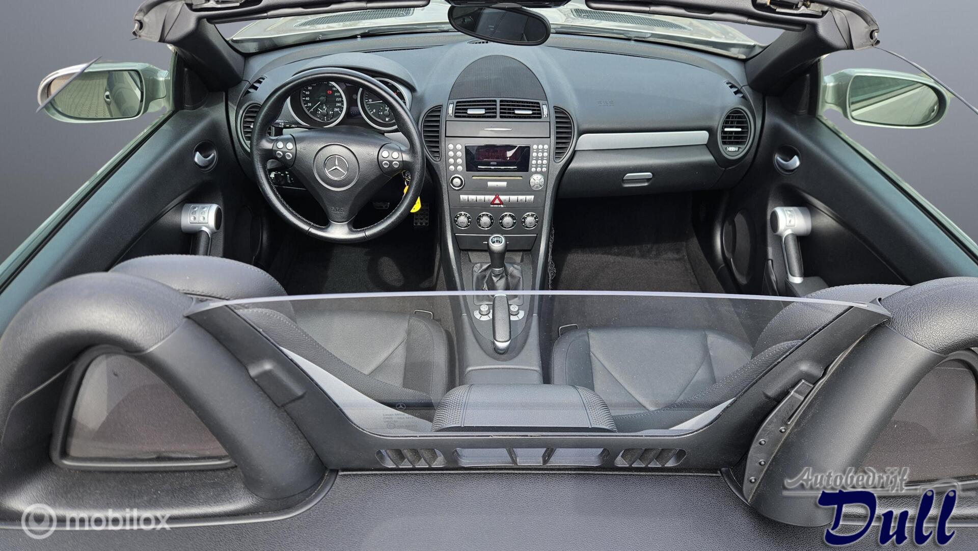 Foto van Mercedes-Benz SLK 200 Kompressor