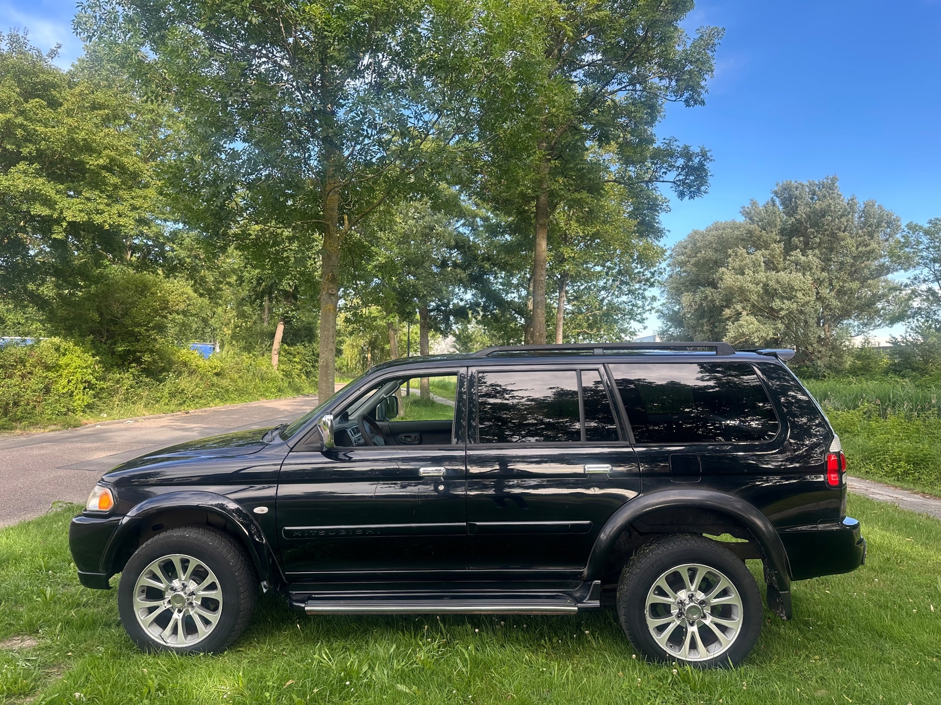 Foto van Mitsubishi Pajero Sport