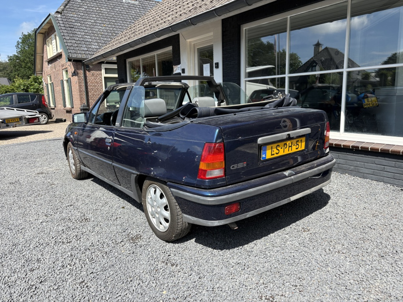Foto van Opel Kadett-e-cabrio C2.0ne Gsi U9