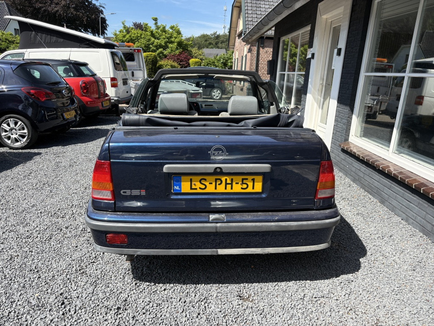 Foto van Opel Kadett-e-cabrio C2.0ne Gsi U9