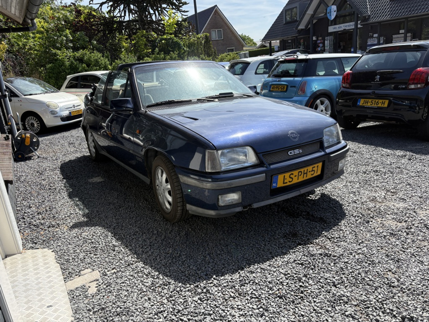 Foto van Opel Kadett-e-cabrio C2.0ne Gsi U9
