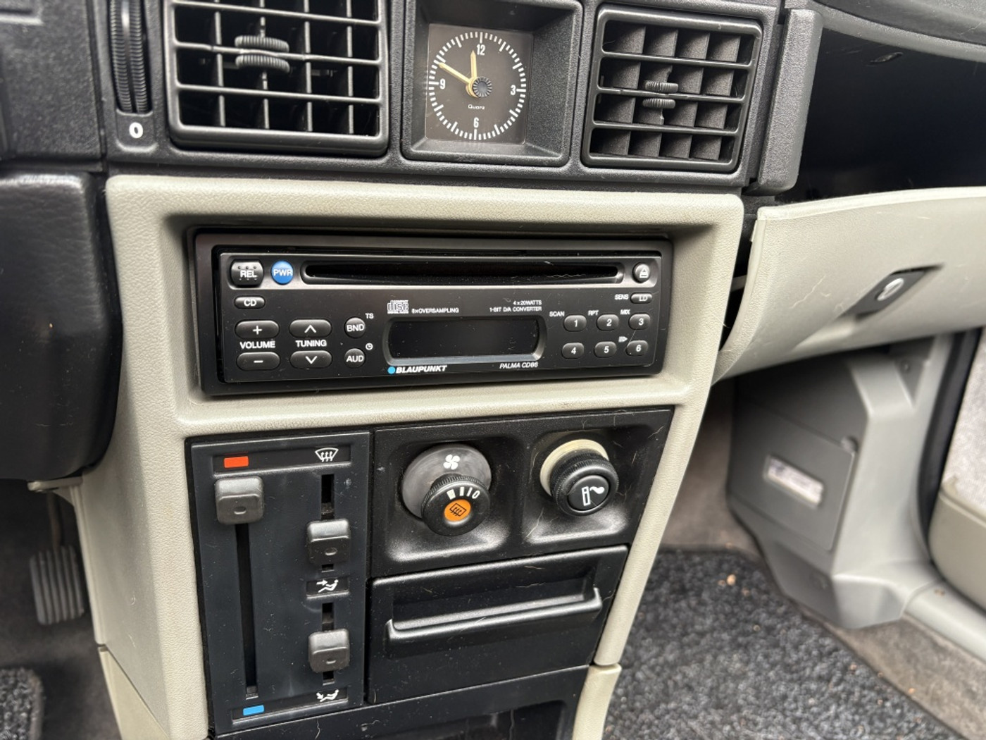 Foto van Opel Kadett-e-cabrio C2.0ne Gsi U9