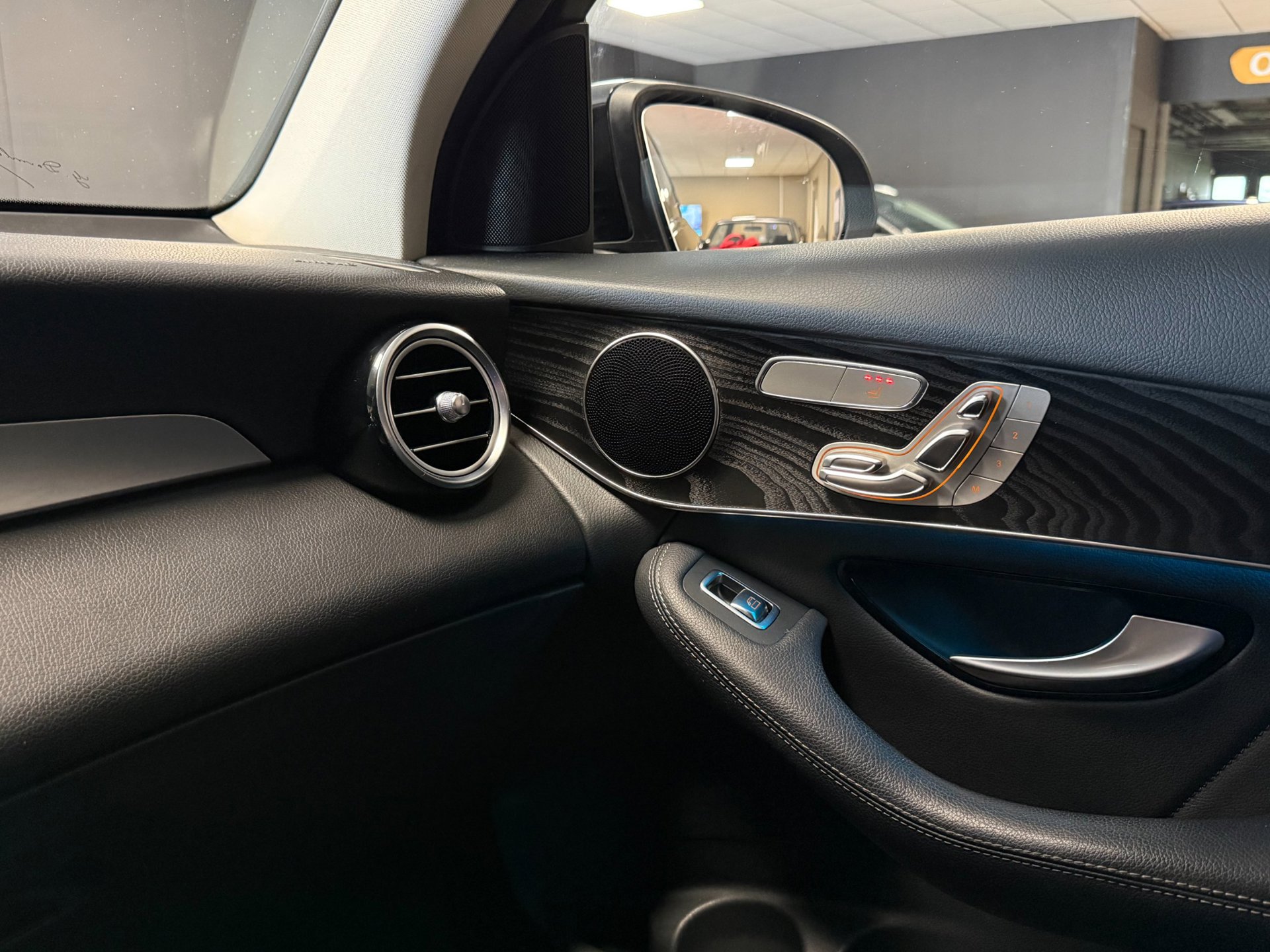 Foto van Mercedes-Benz GLC 300 4Matic