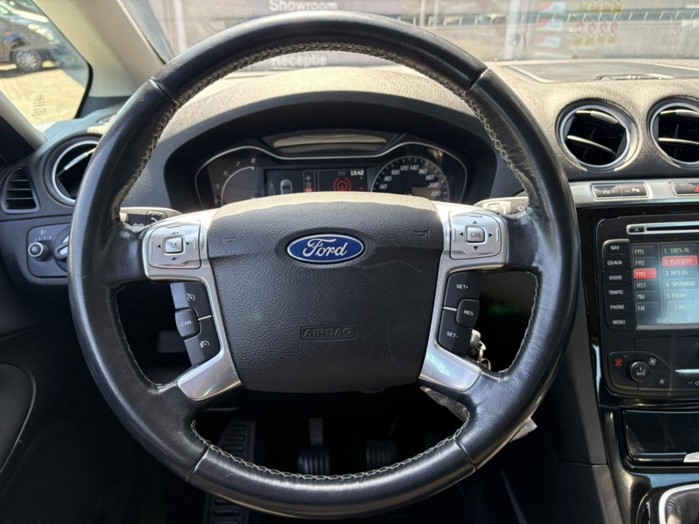 Foto van Ford S-max