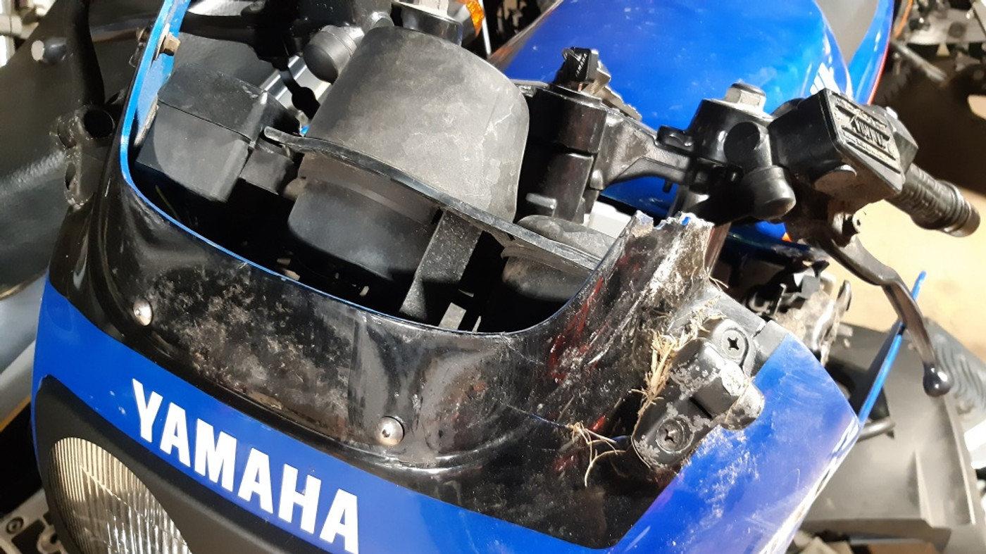 Foto van Yamaha FZ 750