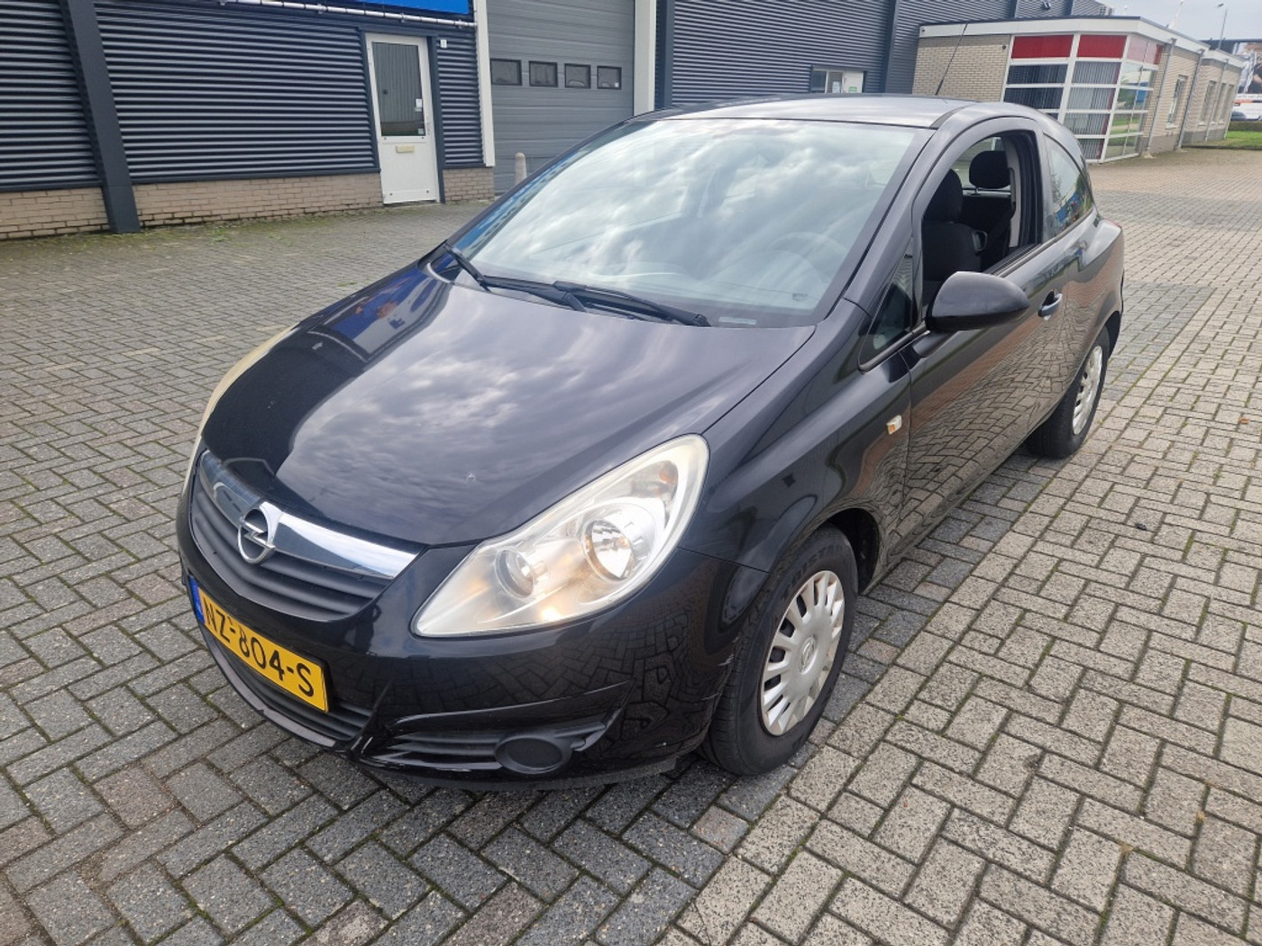 Opel Corsa 1.0-12V Essentia Apk 14-11-2026 2009 - voorkant
