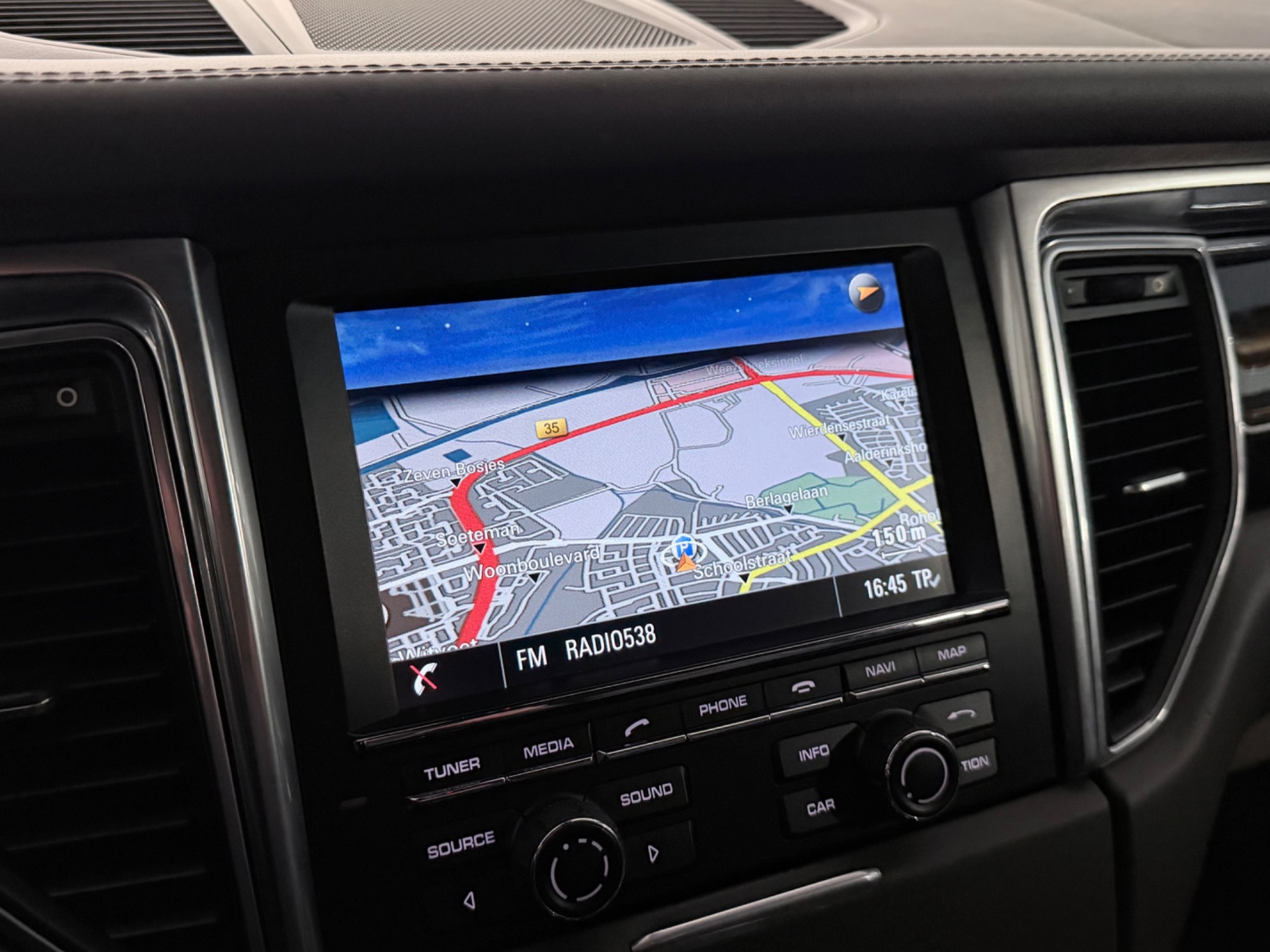 Foto van Porsche Macan S