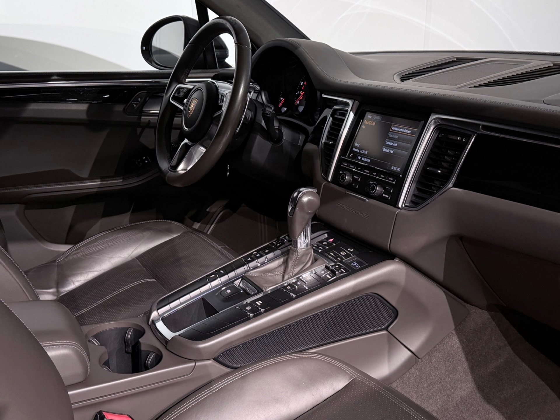 Foto van Porsche Macan S