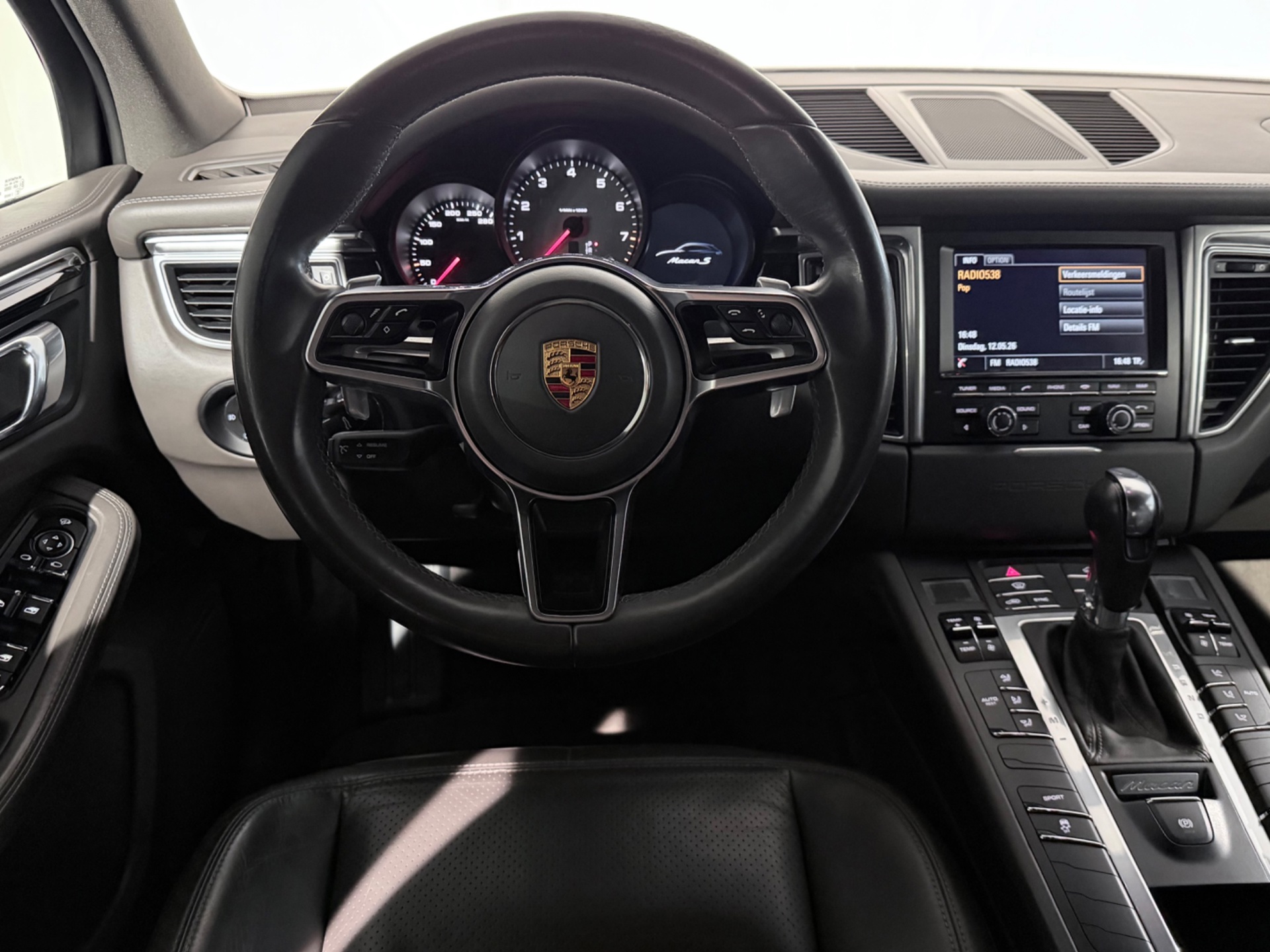 Foto van Porsche Macan S