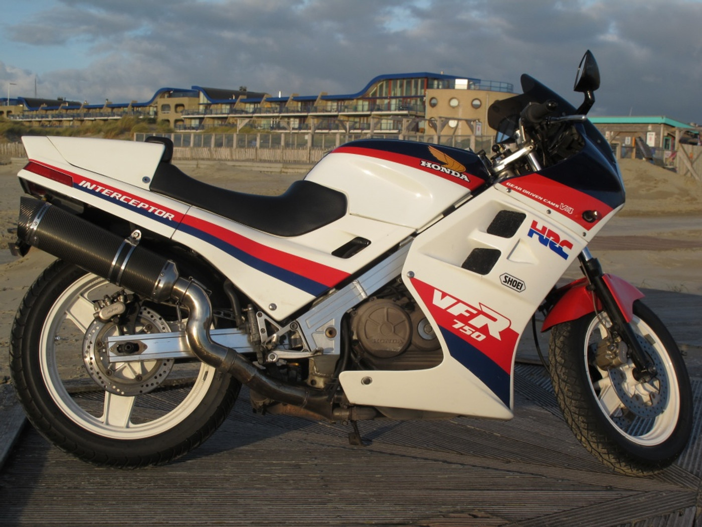 Foto van Honda VFR 750 F